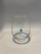 Load image into Gallery viewer, Dolphin Icon Stemless Wine Glass
