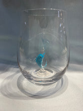 Load image into Gallery viewer, Dolphin Icon Stemless Wine Glass
