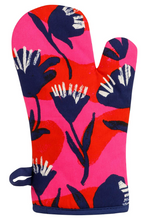 Load image into Gallery viewer, Dear Wine Yes Oven Mitt
